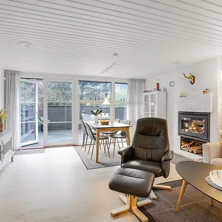 Holiday home Calle - 1km From The Sea In Western Jutland By Interhome